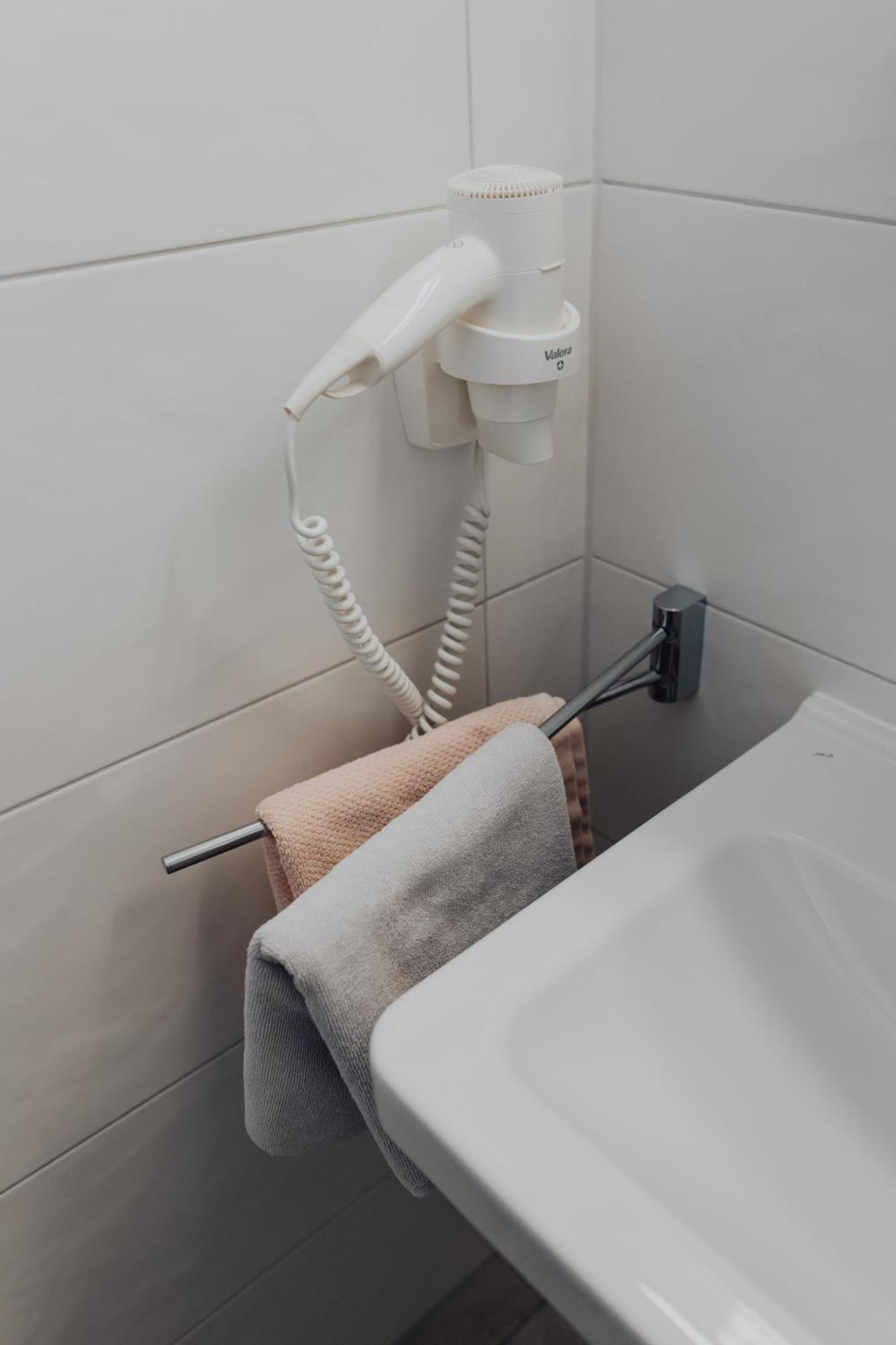Pension Kinzl Mit E-Ladestation Offenhausen Экстерьер фото